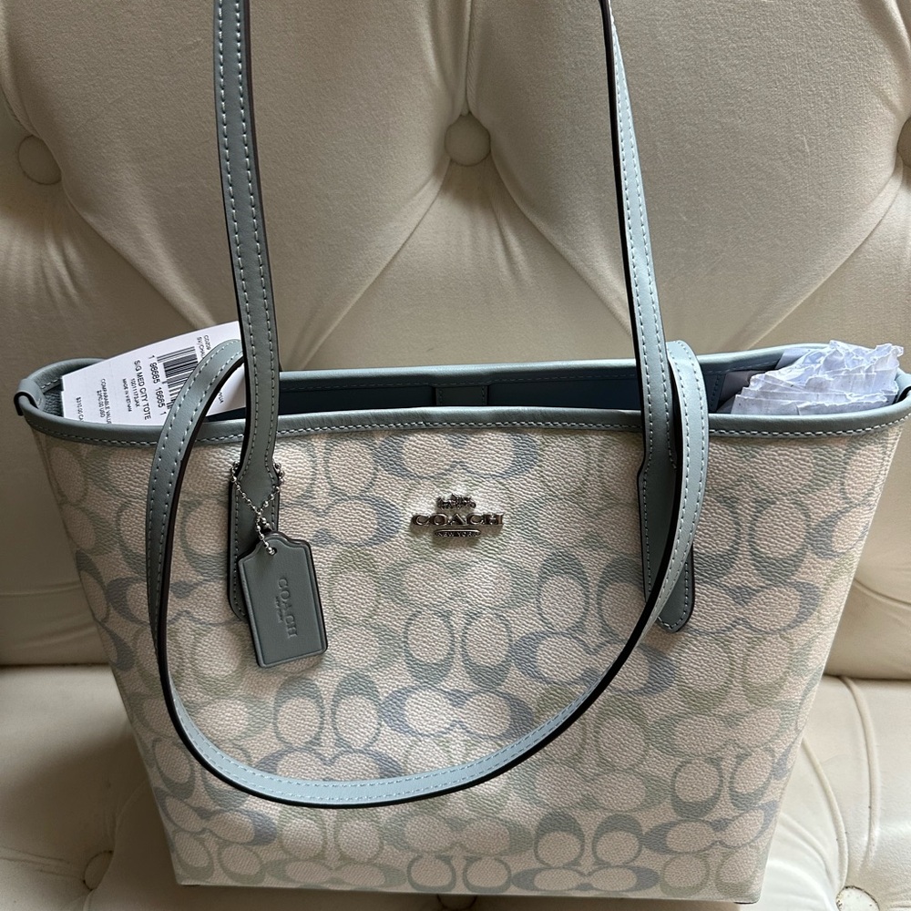 Coach Outlet Silver/Chalk/Blue Medium City Tote,New
